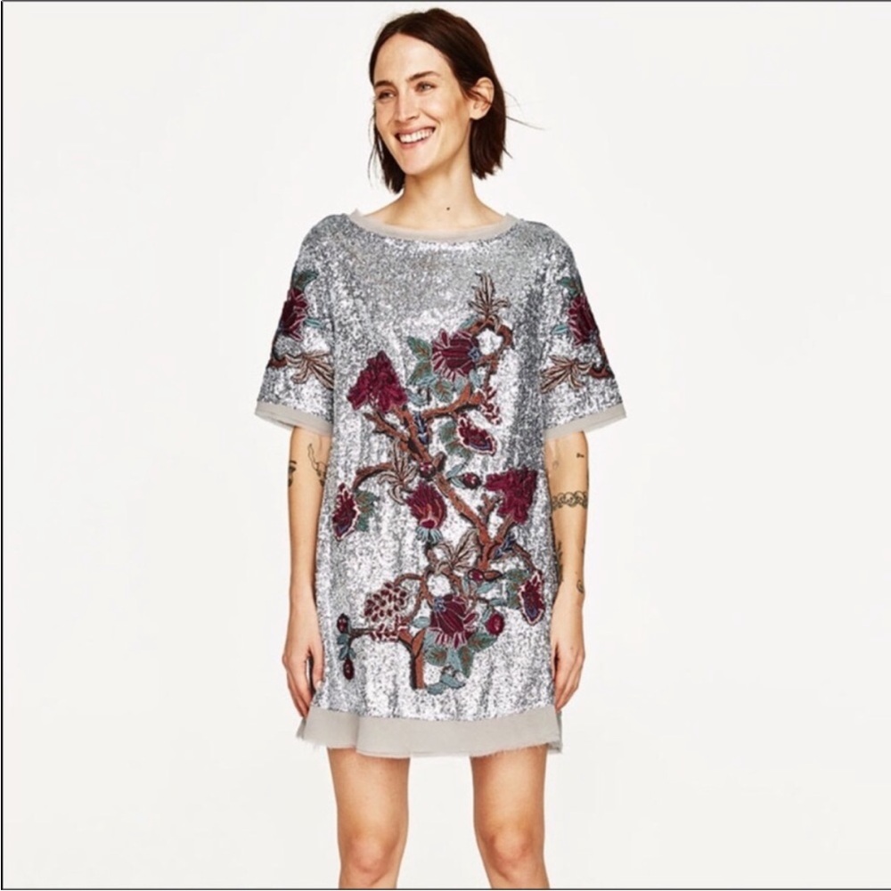 Zara Silver Sequin Mini Dress Crew Neck Short Sleeve